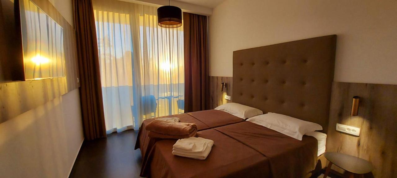 Abn Residence Πόρετς Εξωτερικό φωτογραφία
